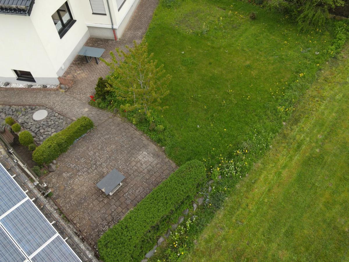 Ferienwohnung Zum Nuerburgring Munk Bagian luar foto