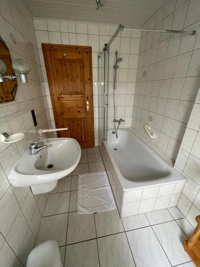 Ferienwohnung Zum Nuerburgring Munk Bagian luar foto