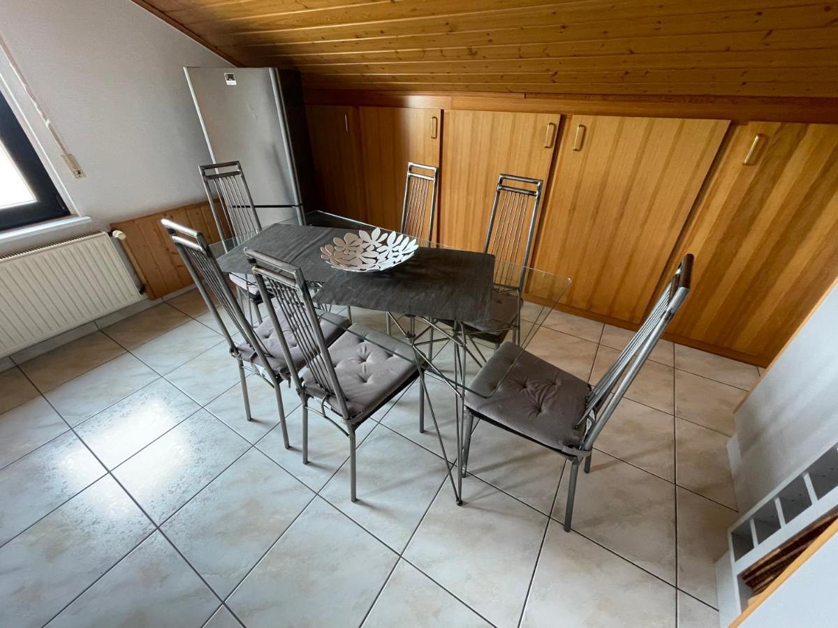 Ferienwohnung Zum Nuerburgring Munk Bagian luar foto